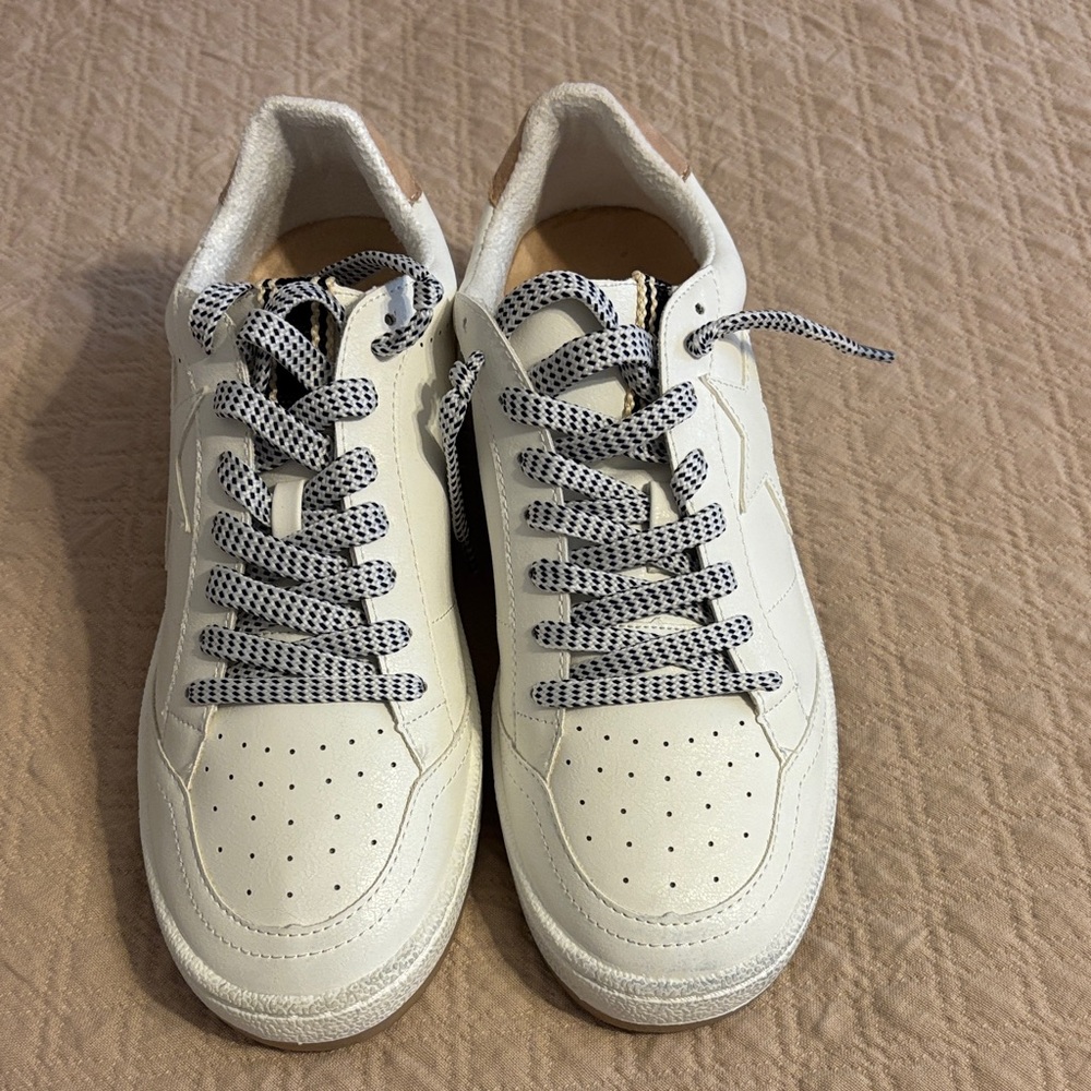 White Sneakers with Black and White Laces